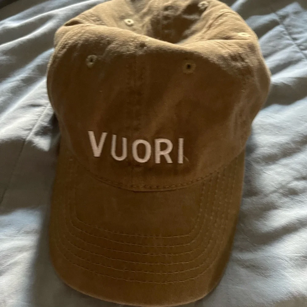 VUORI Dad Hat - Picture 2 of 4